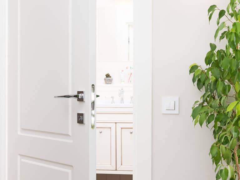 how-to-open-a-locked-bathroom-door-in-15-ways-2023