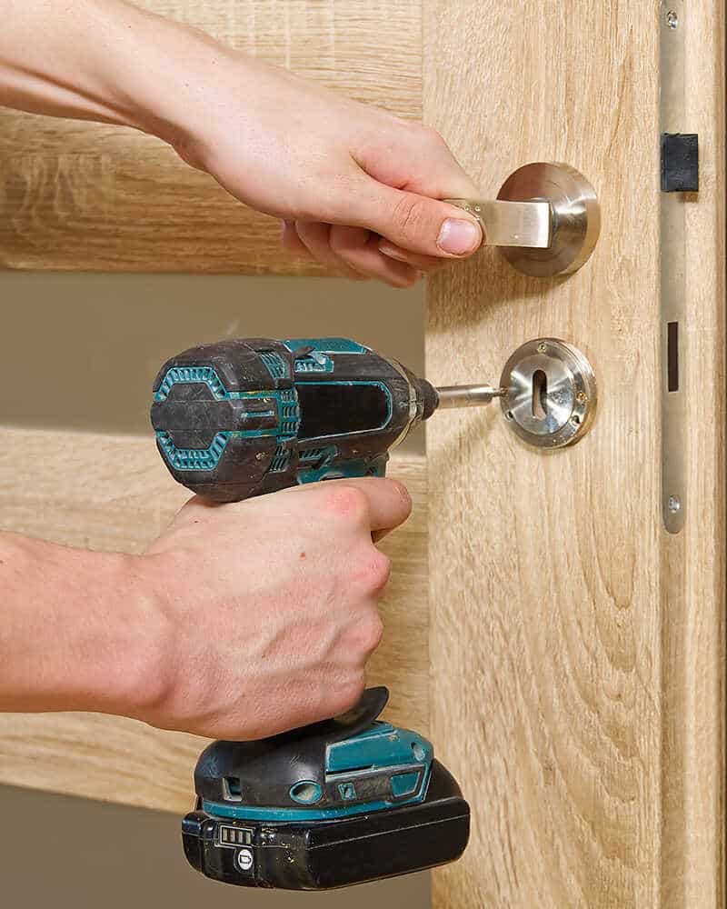 Handyman Repair Door