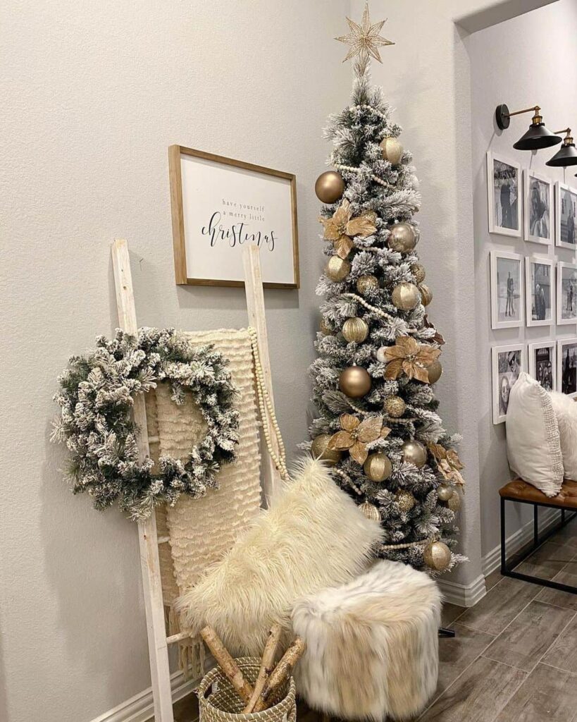 33 Slim Christmas Tree Decorating Ideas for Smaller Spaces ...